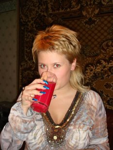 Грудастая и жопастая женщина любит себя