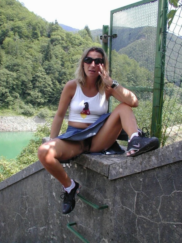 Распутной сучке нравится жизнь давалки 3 фото Распутной сучке нравится жизнь давалки 3 фото