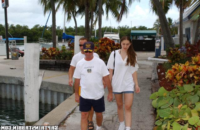 После секса кончил на её личико 1 фото После секса кончил на её личико 1 фото