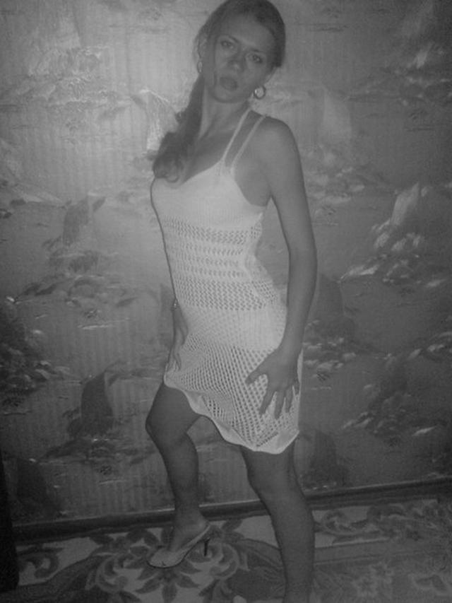 Озорная девушка сосет член полового партнера 1 фото Озорная девушка сосет член полового партнера 1 фото