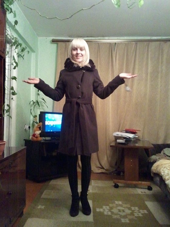 Голая блонда сняла трусики и возбудила нас 1 фото Голая блонда сняла трусики и возбудила нас 1 фото