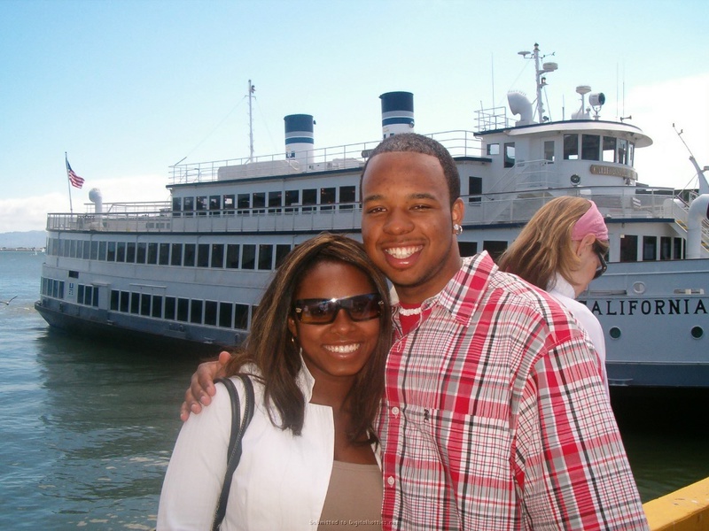 Пышная негритянка подставляет киску для пениса любимого 18 фото Пышная негритянка подставляет киску для пениса любимого 18 фото