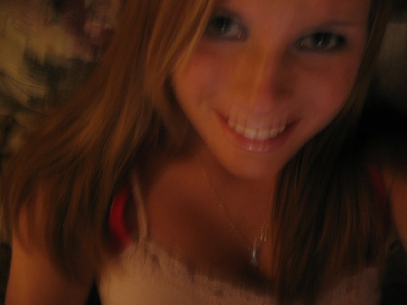 Рыжая дура бесится от одиночества дома 11 фото Рыжая дура бесится от одиночества дома 11 фото