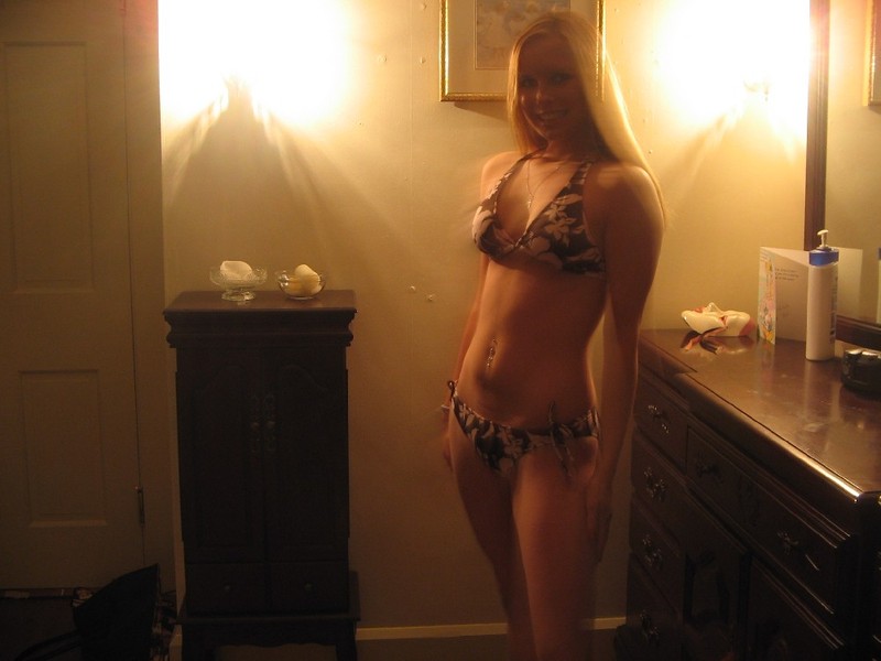 Рыжая дура бесится от одиночества дома 24 фото Рыжая дура бесится от одиночества дома 24 фото