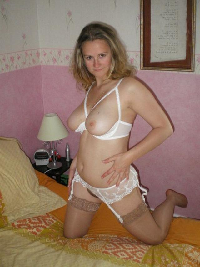 Гостеприимная женщина с большими сиськами и неугомонными фантазиями 2 фото Гостеприимная женщина с большими сиськами и неугомонными фантазиями 2 фото