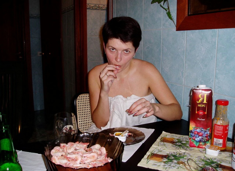 Один день из жизни одинокой брюнетки 11 фото Один день из жизни одинокой брюнетки 11 фото