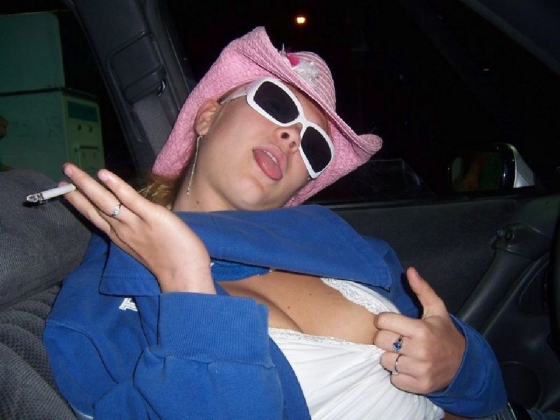 Возбудила своим сексуальным телом 16 фото Возбудила своим сексуальным телом 16 фото