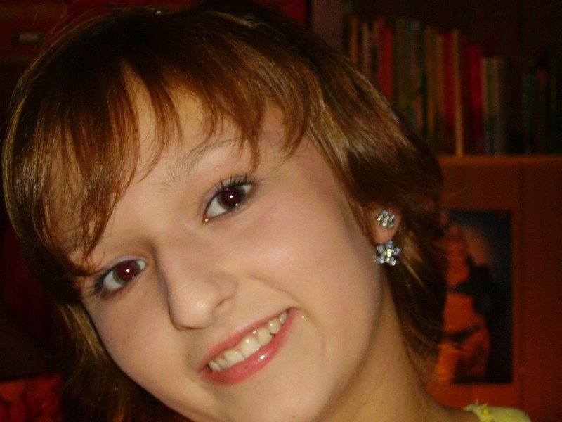 Слегка полная мамка оголила тело 3 фото Слегка полная мамка оголила тело 3 фото