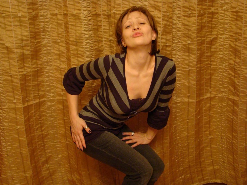 Дающая дама выпила лишнего спиртного 6 фото