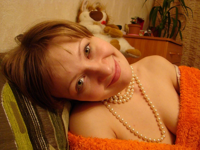 Дающая дама выпила лишнего спиртного 2 фото