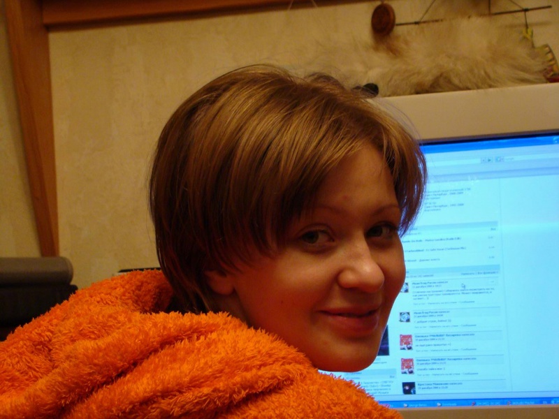 Дающая дама выпила лишнего спиртного 4 фото