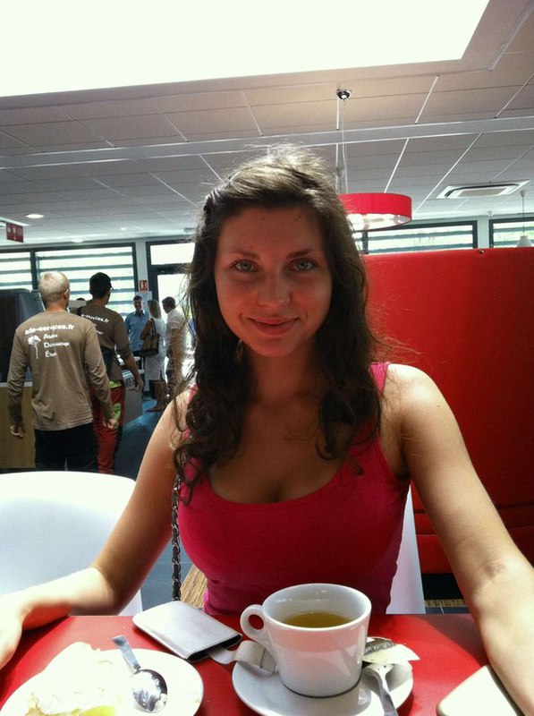 Нежная девушка согласилась на откровенные кадры 1 фото Нежная девушка согласилась на откровенные кадры 1 фото