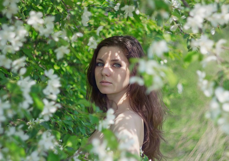 Нежная девушка согласилась на откровенные кадры 5 фото Нежная девушка согласилась на откровенные кадры 5 фото