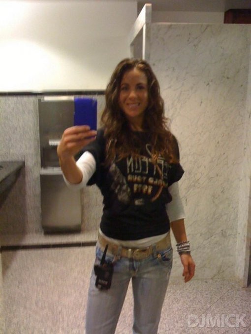 Селфи обнаженных девочек дома 5 фото Селфи обнаженных девочек дома 5 фото