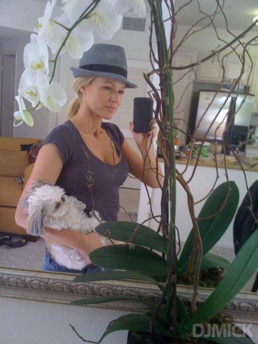 Селфи обнаженных девочек дома 11 фото Селфи обнаженных девочек дома 11 фото