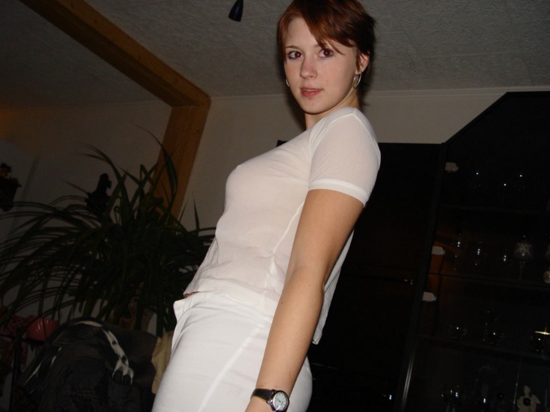 Рыжая девушка показывает себя голой 1 фото Рыжая девушка показывает себя голой 1 фото