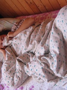  Снимает пижаму - 15 фото 