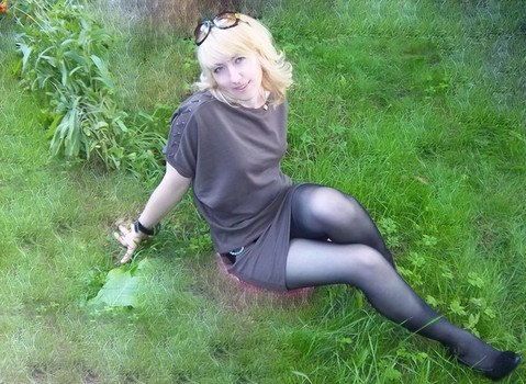 Сексуальные милашки снимают одежду 1 фото Сексуальные милашки снимают одежду 1 фото